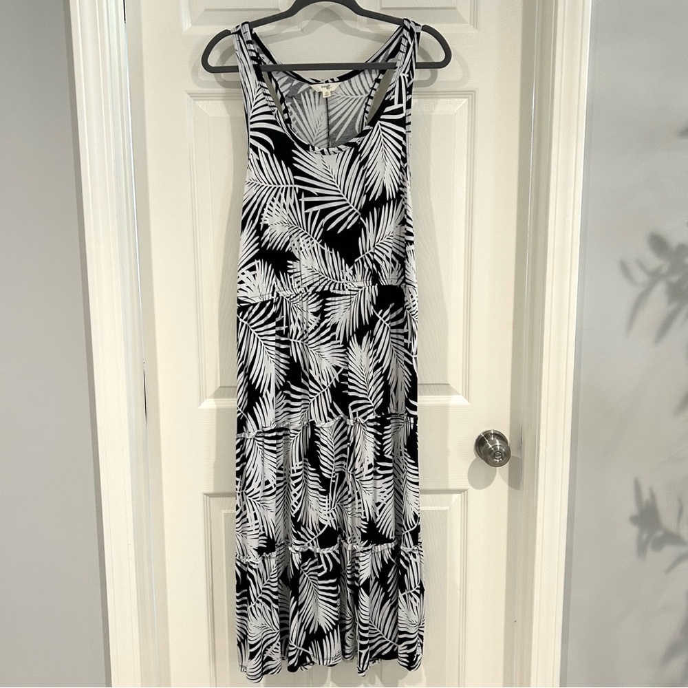 Terra & Sky Midi Tropical Racerback Black White Leaf Print Dress Plus Size 0